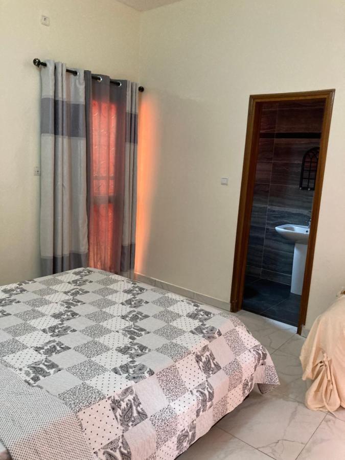 Maison Oceane A Zac Mbao Kammba Εξωτερικό φωτογραφία