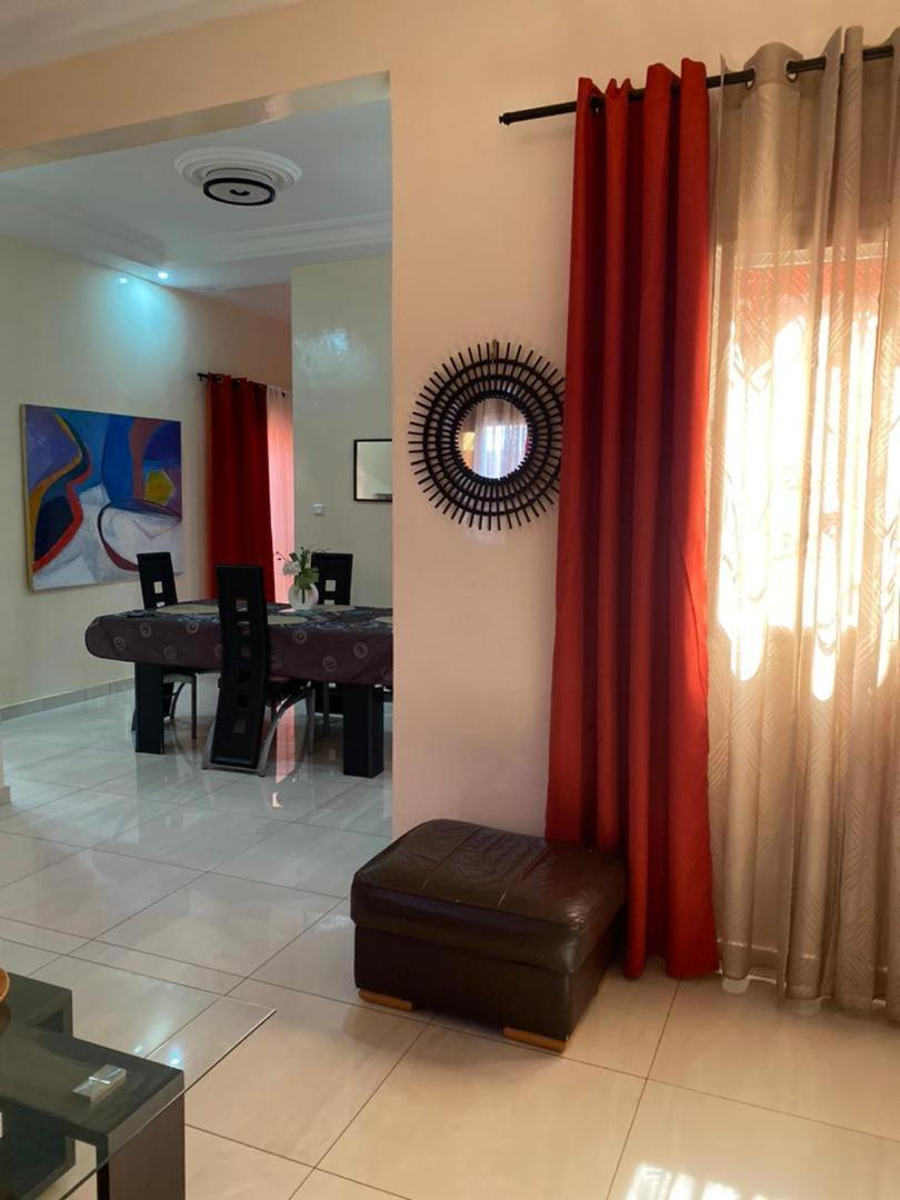 Maison Oceane A Zac Mbao Kammba Εξωτερικό φωτογραφία